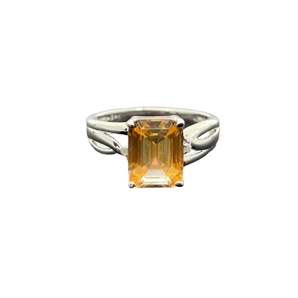 Rectangular Citrine with split shoulder Ring - Regarde Jewellers